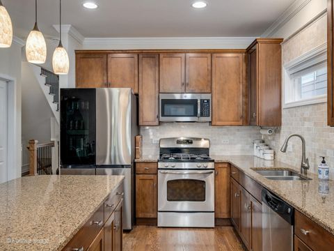 Tiny photo for 3644 N Avondale Avenue, Chicago, IL 60618 (MLS # 12617655)