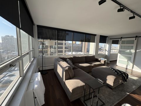 Photo of 6171 N Sheridan Road #1102, Chicago, IL 60660 (MLS # 12531167)