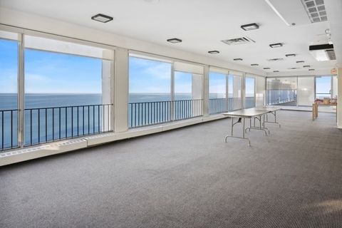 Tiny photo for 6171 N Sheridan Road #1102, Chicago, IL 60660 (MLS # 12531167)