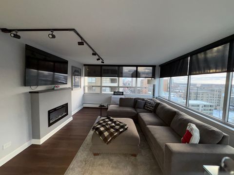 Tiny photo for 6171 N Sheridan Road #1102, Chicago, IL 60660 (MLS # 12531167)