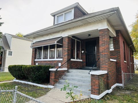 7948 S COLFAX Avenue Chicago IL 60649