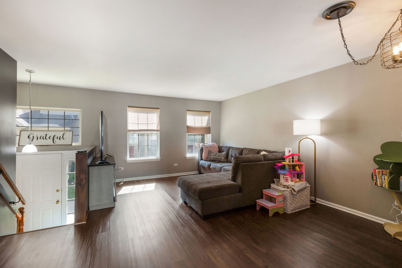 18619 W Sterling Court