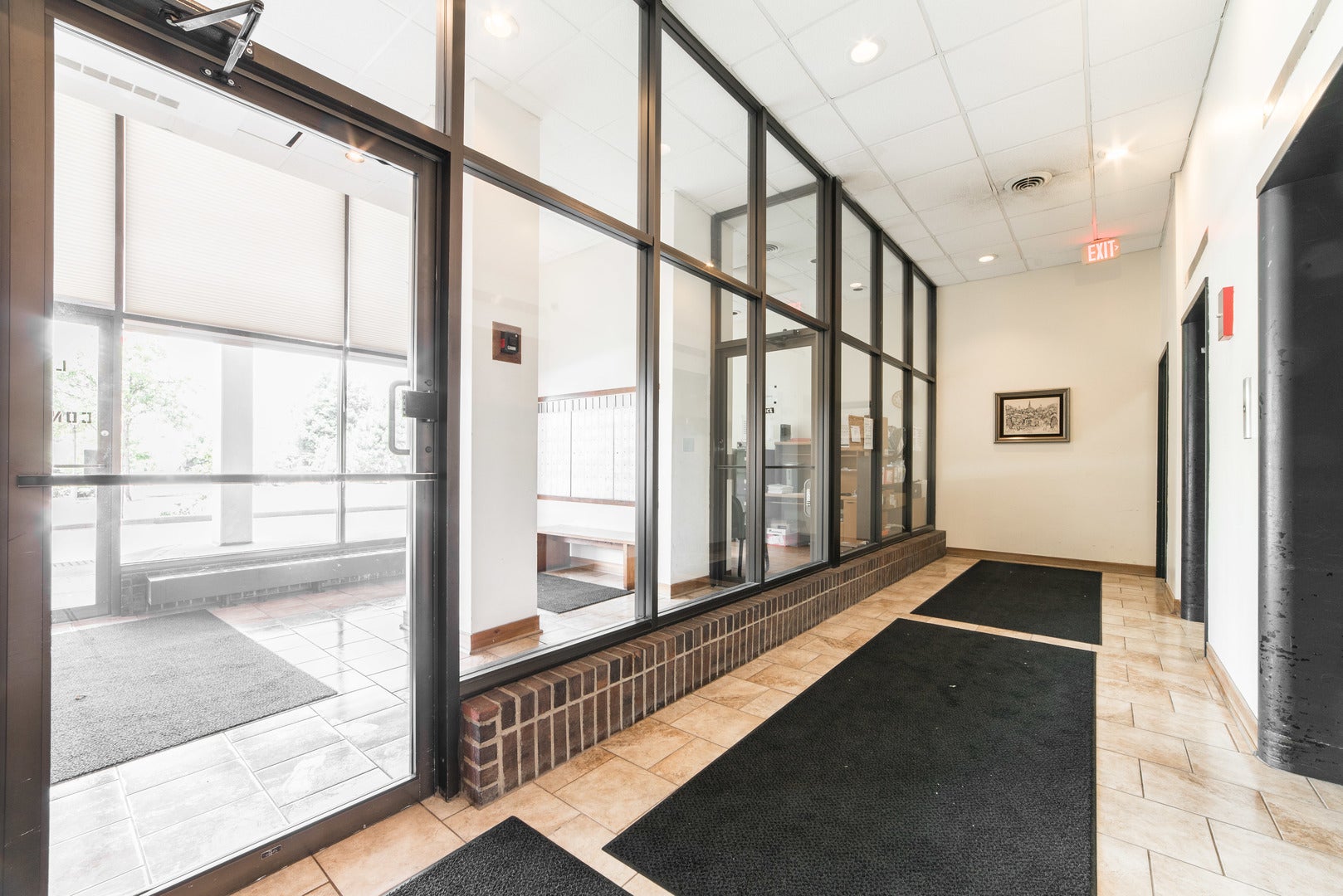 33 N Main Street 2F