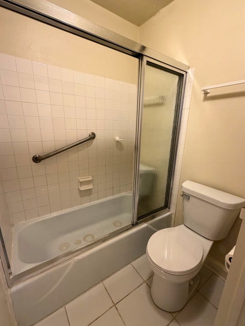 Tiny photo for 33 N Main Street #2F, Lombard, IL 60148 (MLS # 12737210)