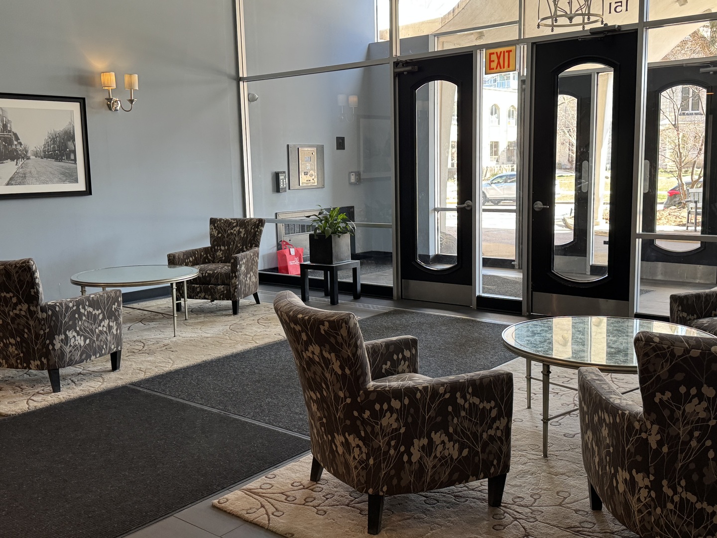 151 N Kenilworth Avenue 4G