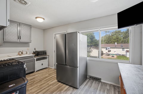 Tiny photo for 315 29th Avenue, Milan, IL 61264 (MLS # 12784111)