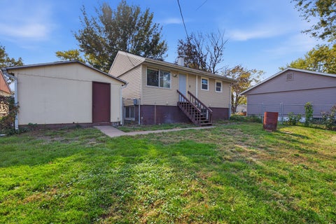 Tiny photo for 315 29th Avenue, Milan, IL 61264 (MLS # 12784111)