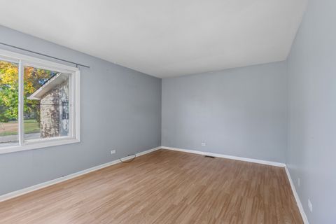 Tiny photo for 3108 Roberts Drive #5, Woodridge, IL 60517 (MLS # 12483632)