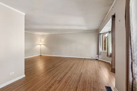 Tiny photo for 3108 Roberts Drive #5, Woodridge, IL 60517 (MLS # 12483632)