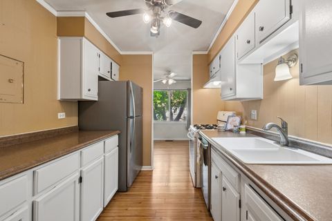 Tiny photo for 3108 Roberts Drive #5, Woodridge, IL 60517 (MLS # 12483632)