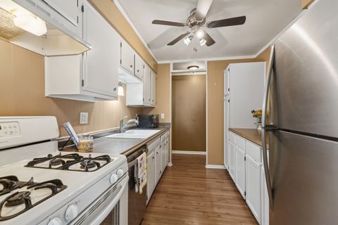 Tiny photo for 3108 Roberts Drive #5, Woodridge, IL 60517 (MLS # 12483632)