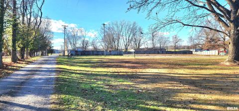 Tiny photo for 7306 Norris Drive, Marion, IL 62959 (MLS # EB460609)