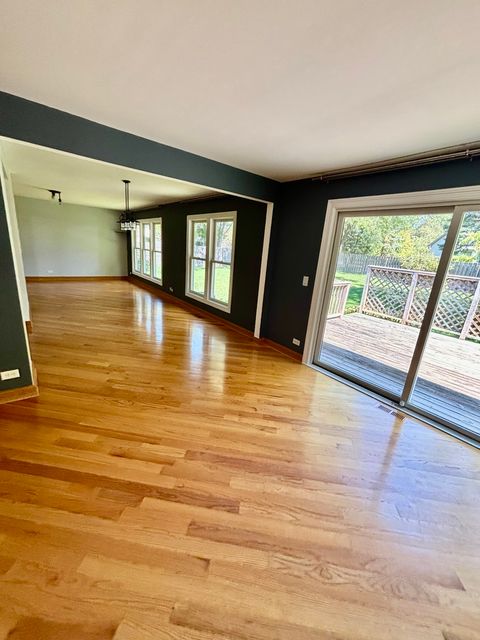 Tiny photo for 722 N Pinecrest Road, Bolingbrook, IL 60440 (MLS # 12472827)