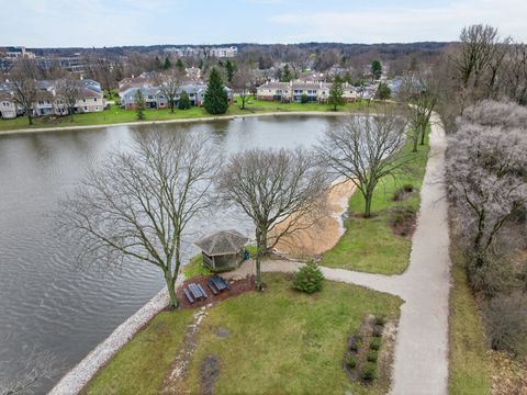 Tiny photo for 0N132 Ennerdale Lane #1407, Winfield, IL 60190 (MLS # 12605232)