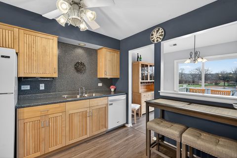 Tiny photo for 0N132 Ennerdale Lane #1407, Winfield, IL 60190 (MLS # 12605232)