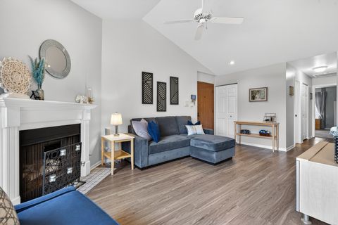 Tiny photo for 0N132 Ennerdale Lane #1407, Winfield, IL 60190 (MLS # 12605232)