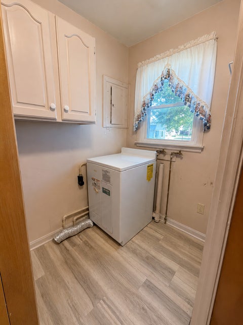 Tiny photo for 310 Hickory Street, Flora, IL 62839 (MLS # 12706839)