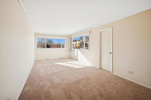 Tiny photo for 368 Willow Tree Court, Hoffman Estates, IL 60169 (MLS # 12545037)