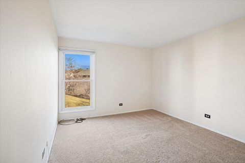 Tiny photo for 368 Willow Tree Court, Hoffman Estates, IL 60169 (MLS # 12545037)