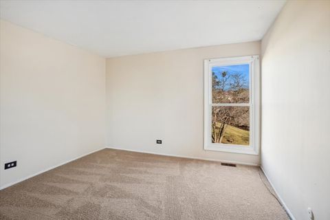 Tiny photo for 368 Willow Tree Court, Hoffman Estates, IL 60169 (MLS # 12545037)