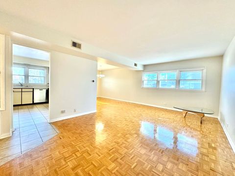 Tiny photo for 5200 Galitz Street #103, Skokie, IL 60077 (MLS # 12542845)