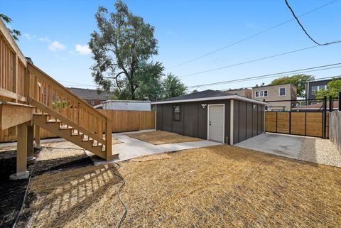 Tiny photo for 1030 N Lawndale Avenue, Chicago, IL 60651 (MLS # 12488000)