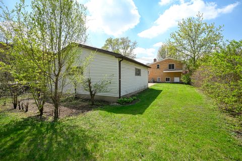 Tiny photo for 507 N Kenilworth Avenue, Glen Ellyn, IL 60137 (MLS # 12631159)