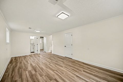 Tiny photo for 507 N Kenilworth Avenue, Glen Ellyn, IL 60137 (MLS # 12631159)