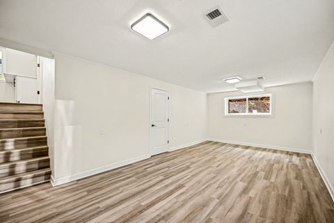 Tiny photo for 507 N Kenilworth Avenue, Glen Ellyn, IL 60137 (MLS # 12631159)
