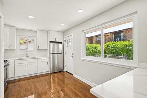 Tiny photo for 507 N Kenilworth Avenue, Glen Ellyn, IL 60137 (MLS # 12631159)