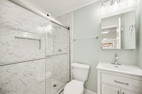 Tiny photo for 507 N Kenilworth Avenue, Glen Ellyn, IL 60137 (MLS # 12631159)