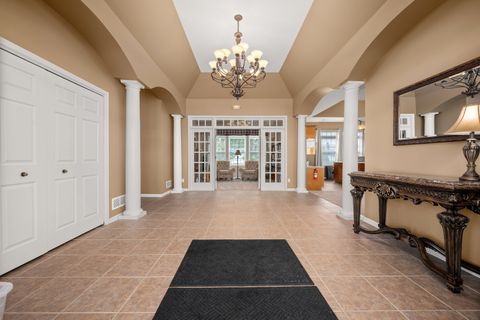Tiny photo for 2105 Waterbury Lane W #2105, Sycamore, IL 60178 (MLS # 12593060)
