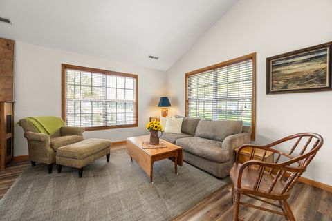 Tiny photo for 2105 Waterbury Lane W #2105, Sycamore, IL 60178 (MLS # 12593060)