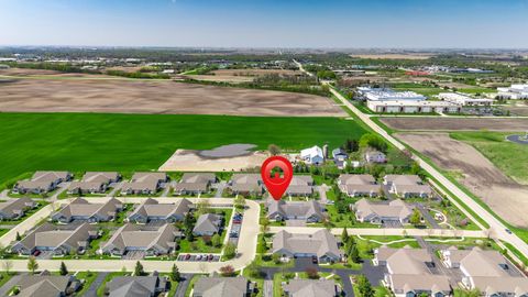 Tiny photo for 2105 Waterbury Lane W #2105, Sycamore, IL 60178 (MLS # 12593060)