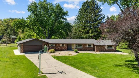Photo of 313 W Margaret Fuller Road, Oregon, IL 61061 (MLS # 12644831)