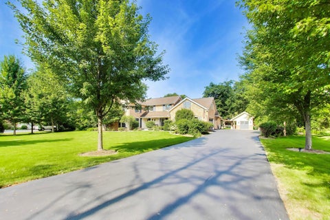 Tiny photo for 2113 Middlefork Road, Northfield, IL 60093 (MLS # 12706865)