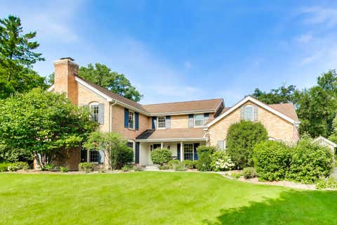 Tiny photo for 2113 Middlefork Road, Northfield, IL 60093 (MLS # 12706865)