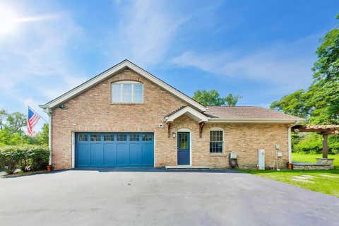Tiny photo for 2113 Middlefork Road, Northfield, IL 60093 (MLS # 12706865)