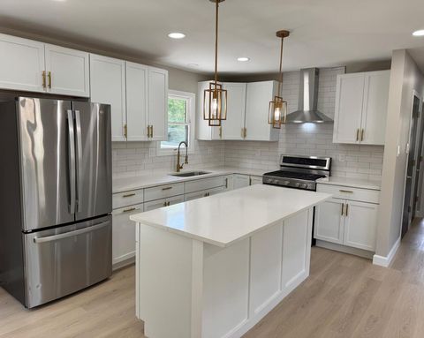 Tiny photo for 831 Richards Street, Joliet, IL 60433 (MLS # 12474608)