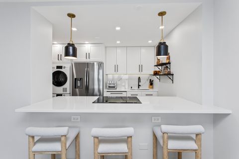 Tiny photo for 1560 N Sandburg Terrace #4011J, Chicago, IL 60610 (MLS # 12374789)