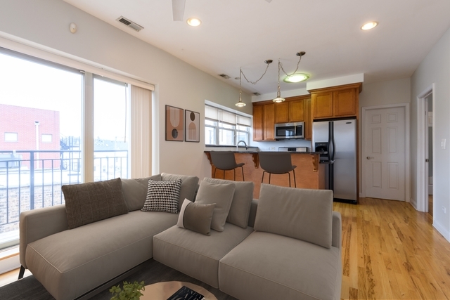 2836 N Dawson Avenue 3W