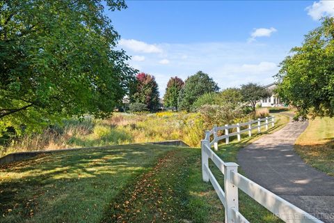 Tiny photo for 2802 Edgewater Drive, Elgin, IL 60124 (MLS # 12471541)