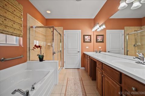 Tiny photo for 2802 Edgewater Drive, Elgin, IL 60124 (MLS # 12471541)