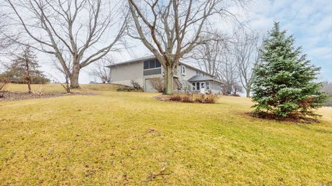 Tiny photo for 2838 Saint Andrews Court, El Paso, IL 61738 (MLS # 12583069)