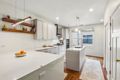 Tiny photo for 1813 S CLARK Street #21, Chicago, IL 60616 (MLS # 12748741)