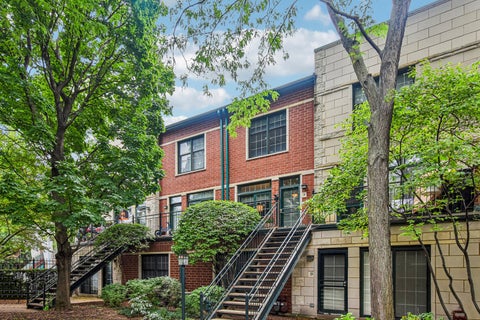 Photo of 1813 S CLARK Street #21, Chicago, IL 60616 (MLS # 12748741)