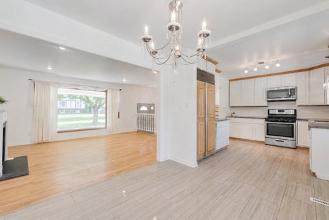 Tiny photo for 945 Nottingham Lane, Crystal Lake, IL 60014 (MLS # 12646670)