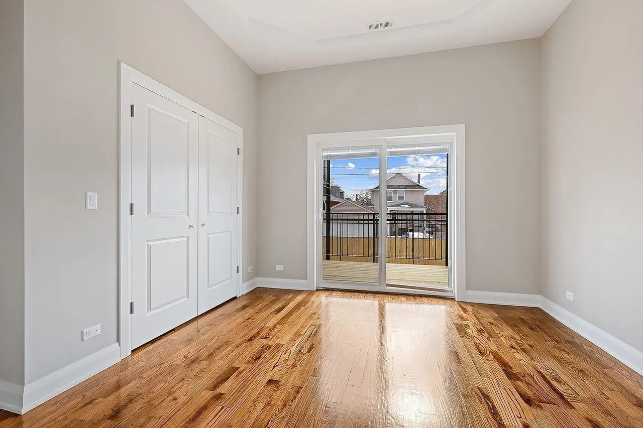 5955 W Superior Street