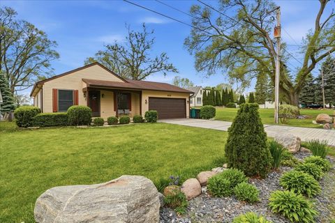 Tiny photo for 415 Garfield Road, Ingleside, IL 60041 (MLS # 12591428)