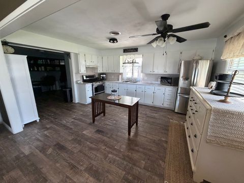 Tiny photo for 312 W Washington Street, Farina, IL 62838 (MLS # 12646717)